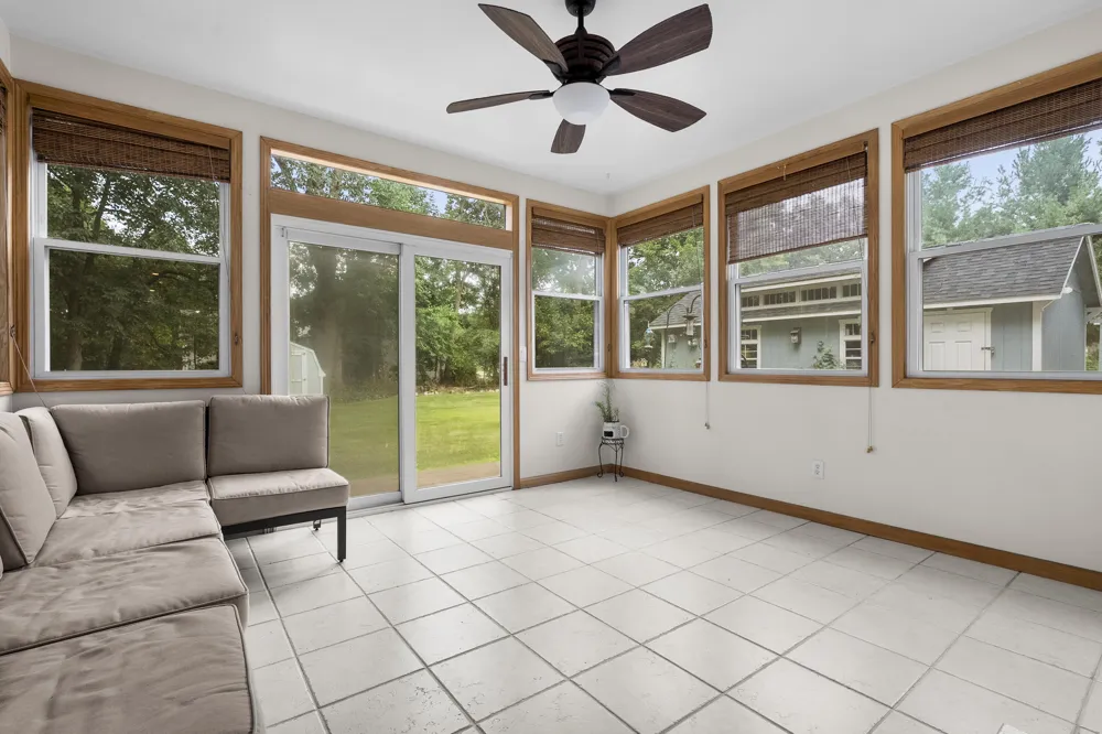 7534 Farmington Avenue Texas Charter Township, MI 49009