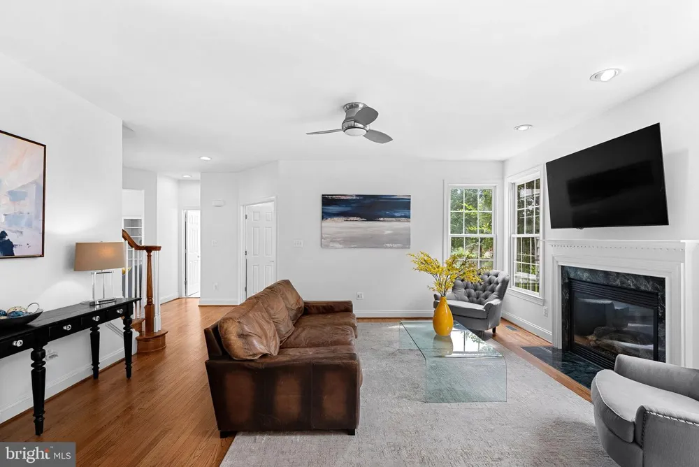 22873 ASHTON WOODS Brambleton, VA 20148
