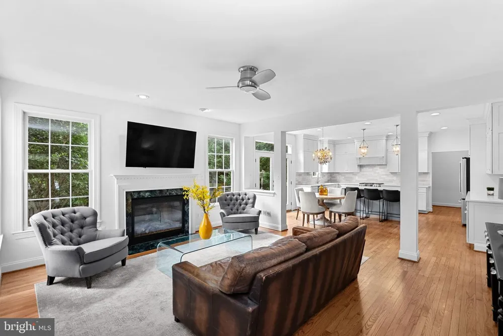 22873 ASHTON WOODS Brambleton, VA 20148