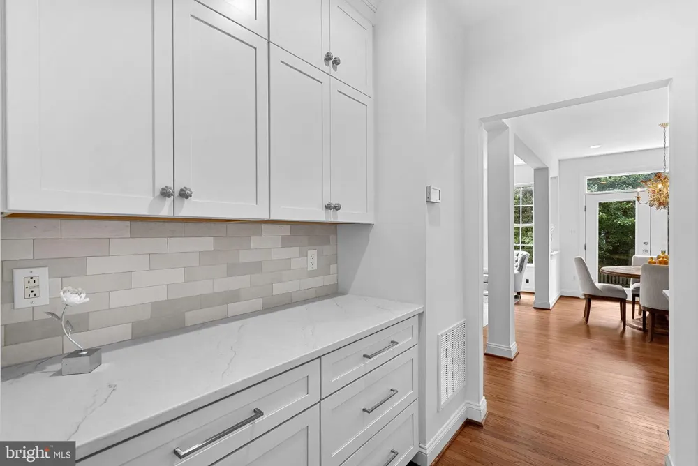 22873 ASHTON WOODS Brambleton, VA 20148