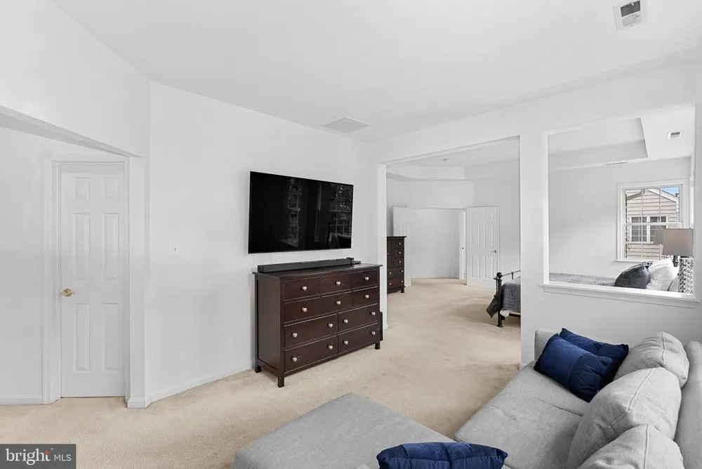 22873 ASHTON WOODS Brambleton, VA 20148