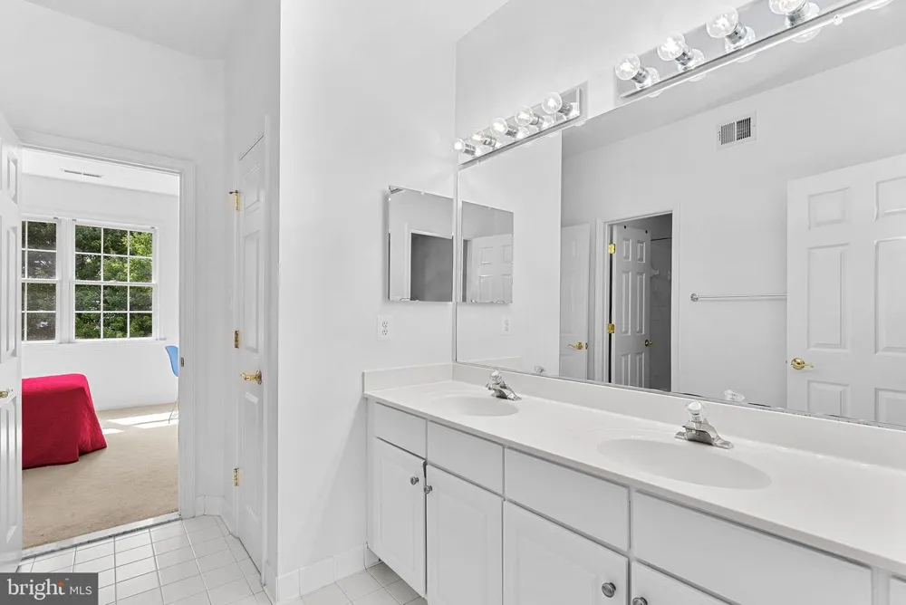 22873 ASHTON WOODS Brambleton, VA 20148