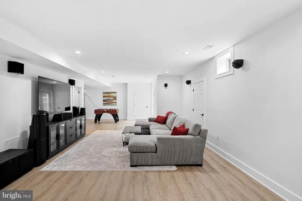 22873 ASHTON WOODS Brambleton, VA 20148