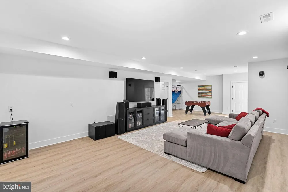 22873 ASHTON WOODS Brambleton, VA 20148