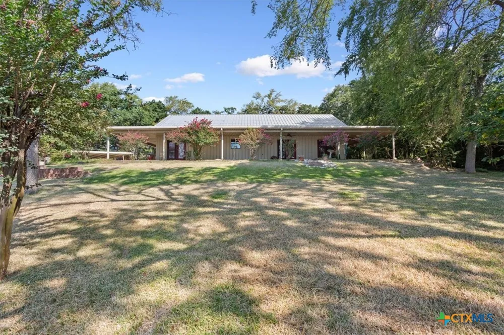 860 LCR 794 Groesbeck, TX 76642