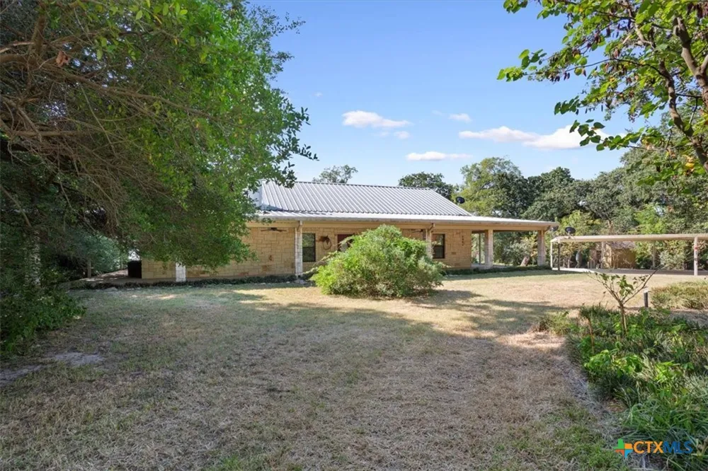860 LCR 794 Groesbeck, TX 76642