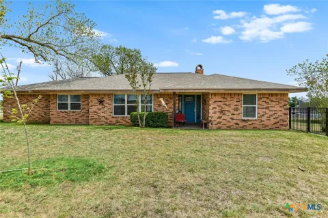 1601 County Road 463 (and CR 465)