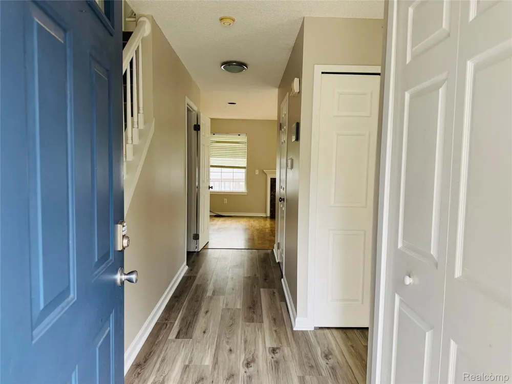 31199 Columbia Drive Novi City, MI 48377