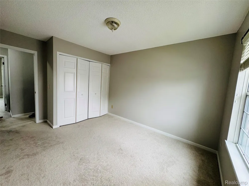 31199 Columbia Drive Novi City, MI 48377