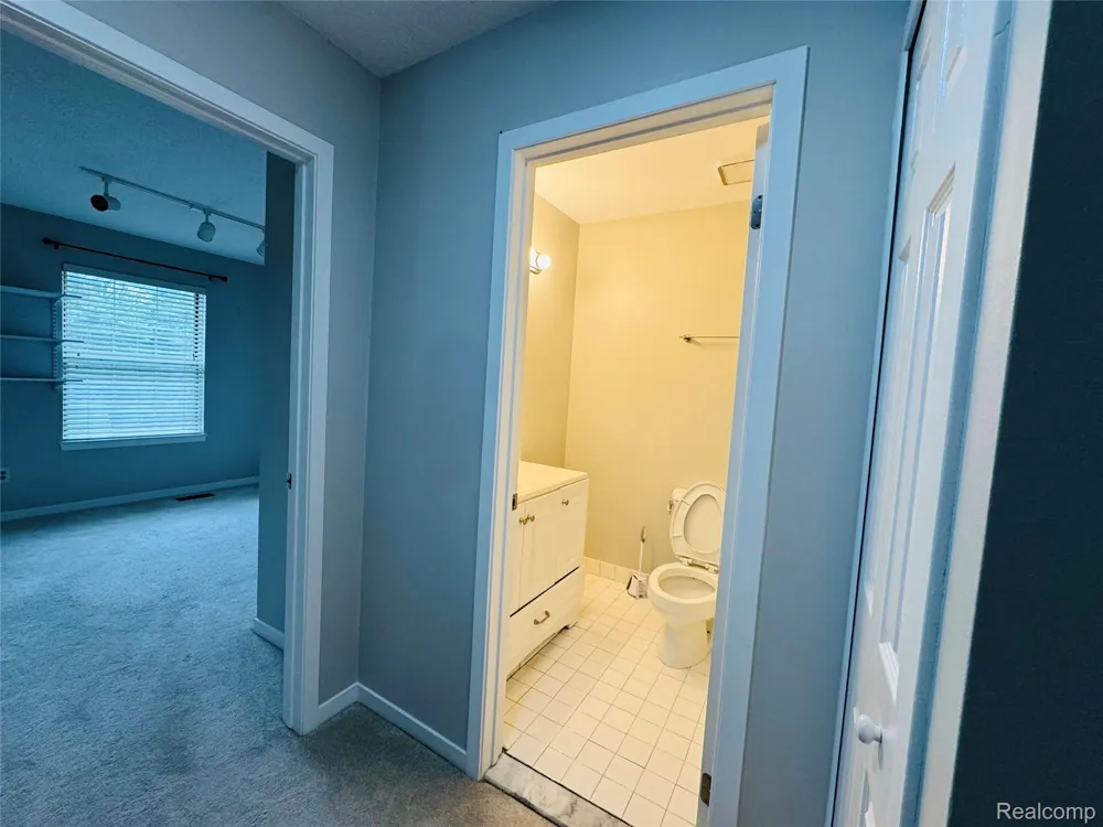 31199 Columbia Drive Novi City, MI 48377