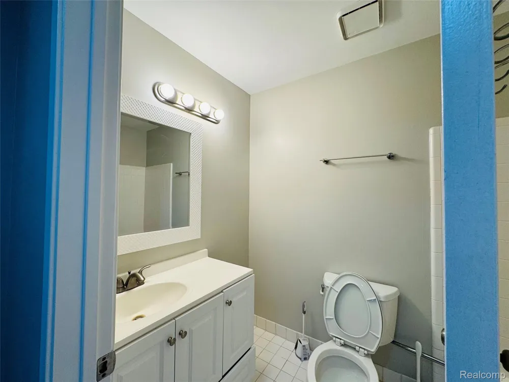 31199 Columbia Drive Novi City, MI 48377