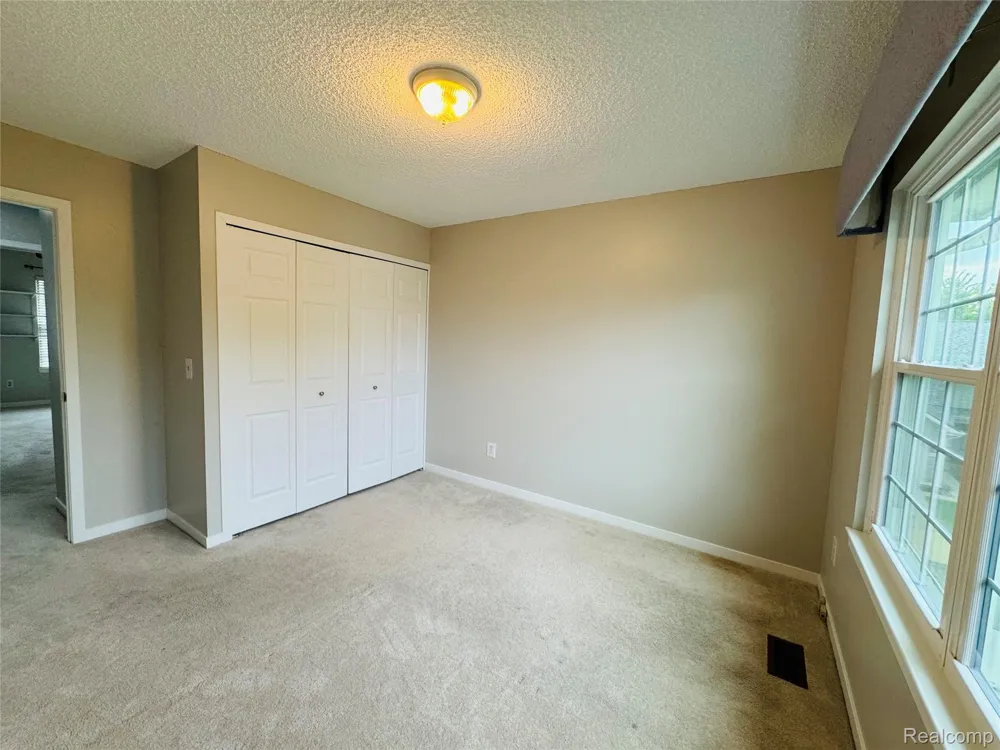 31199 Columbia Drive Novi City, MI 48377