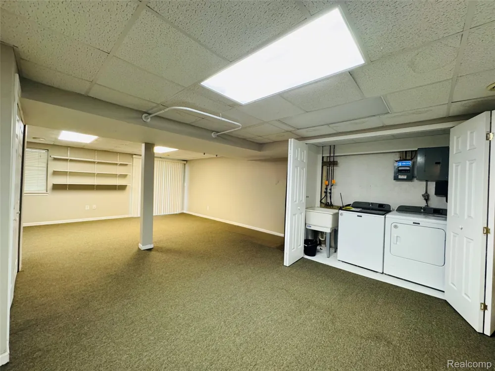 31199 Columbia Drive Novi City, MI 48377