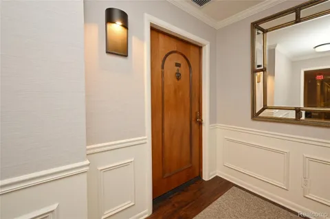 211 E Merrill Street #505