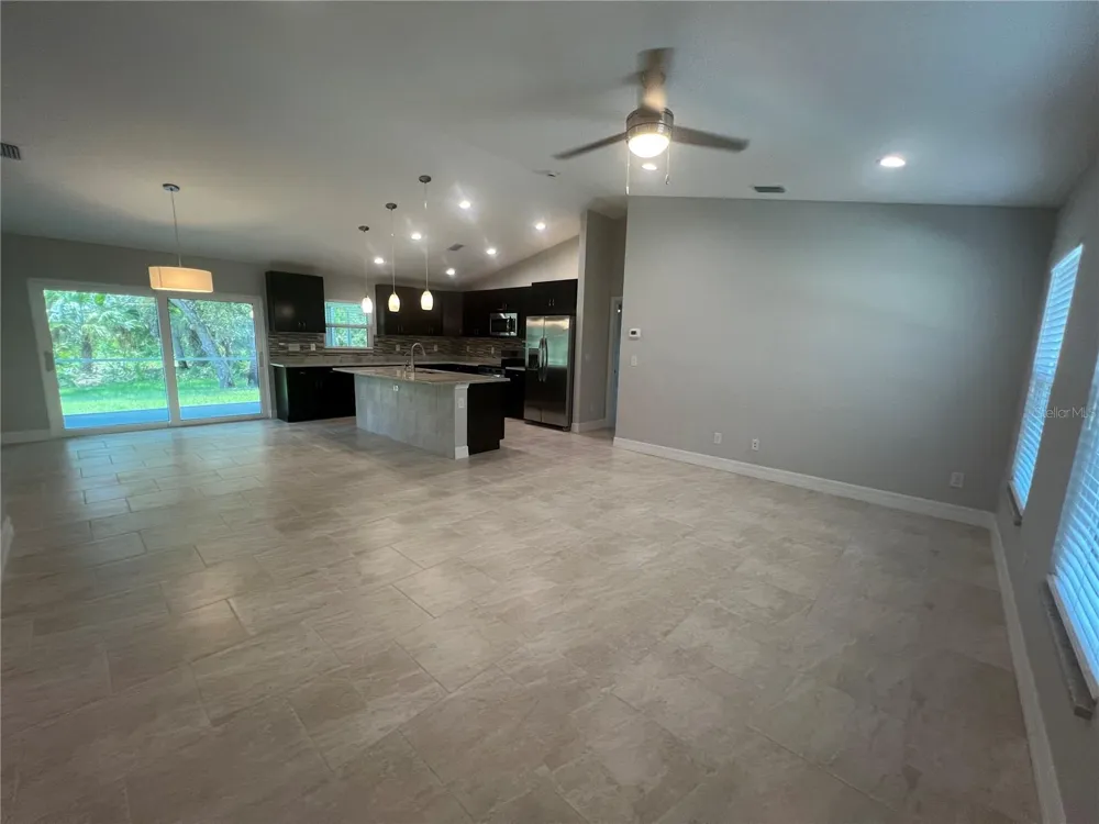4895 LAS ALMANOS AVENUE North Port, FL 34288
