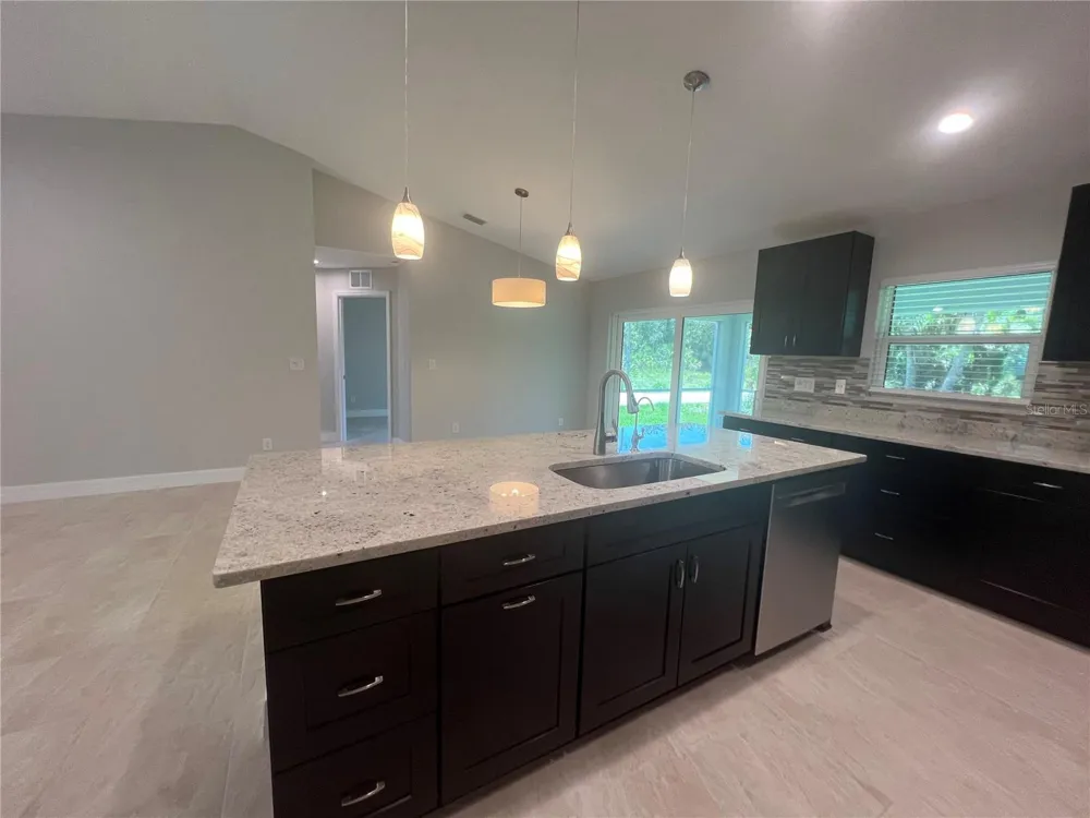 4895 LAS ALMANOS AVENUE North Port, FL 34288