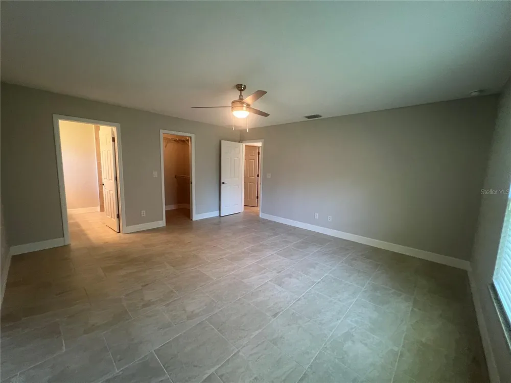 4895 LAS ALMANOS AVENUE North Port, FL 34288
