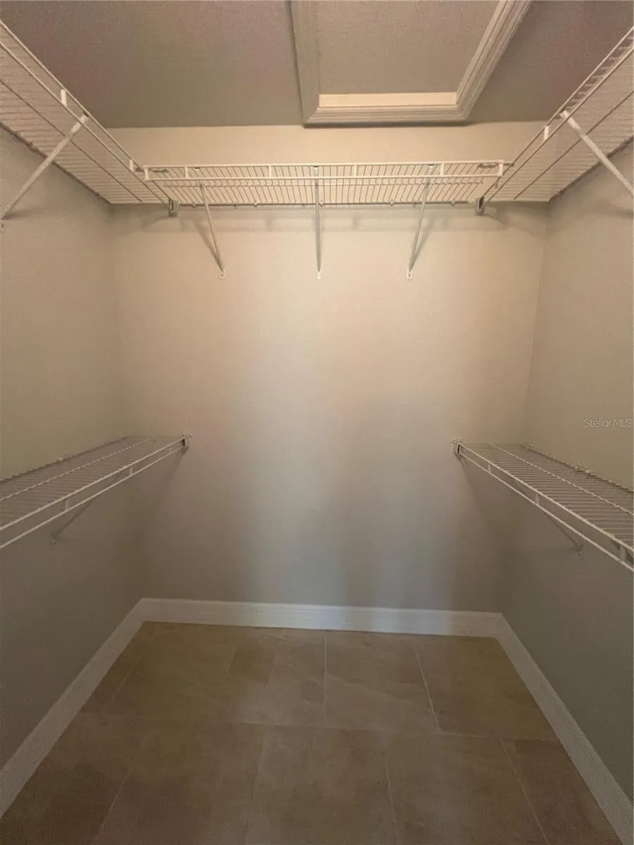 4895 LAS ALMANOS AVENUE North Port, FL 34288