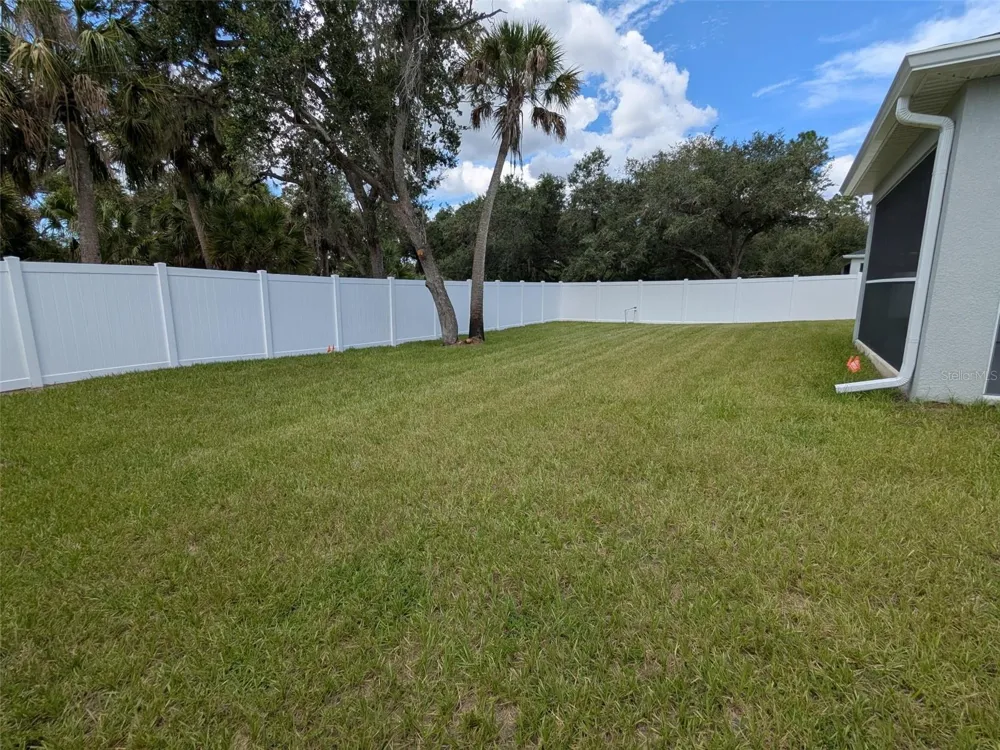 4895 LAS ALMANOS AVENUE North Port, FL 34288