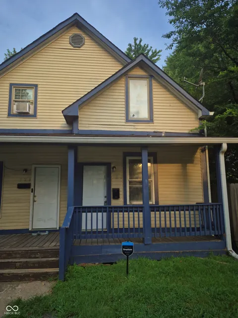 328 Elder Avenue