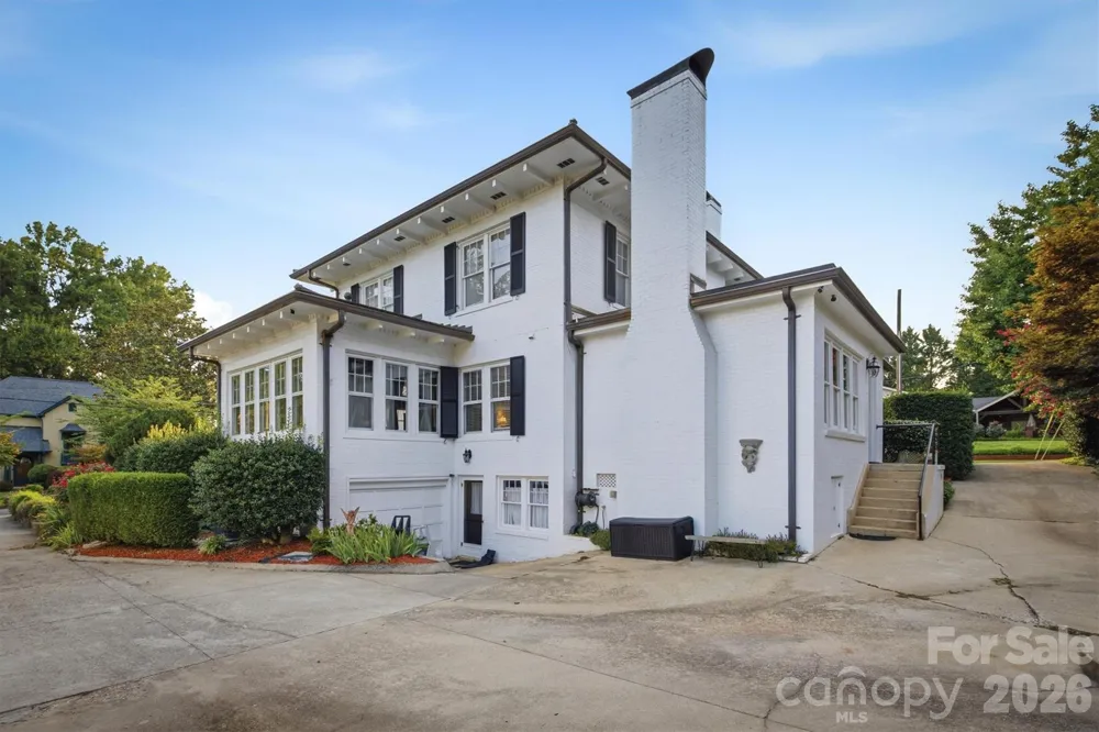 501 Norwood Street SW Lenoir, NC 28645