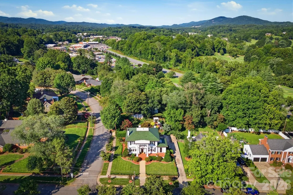 501 Norwood Street SW Lenoir, NC 28645
