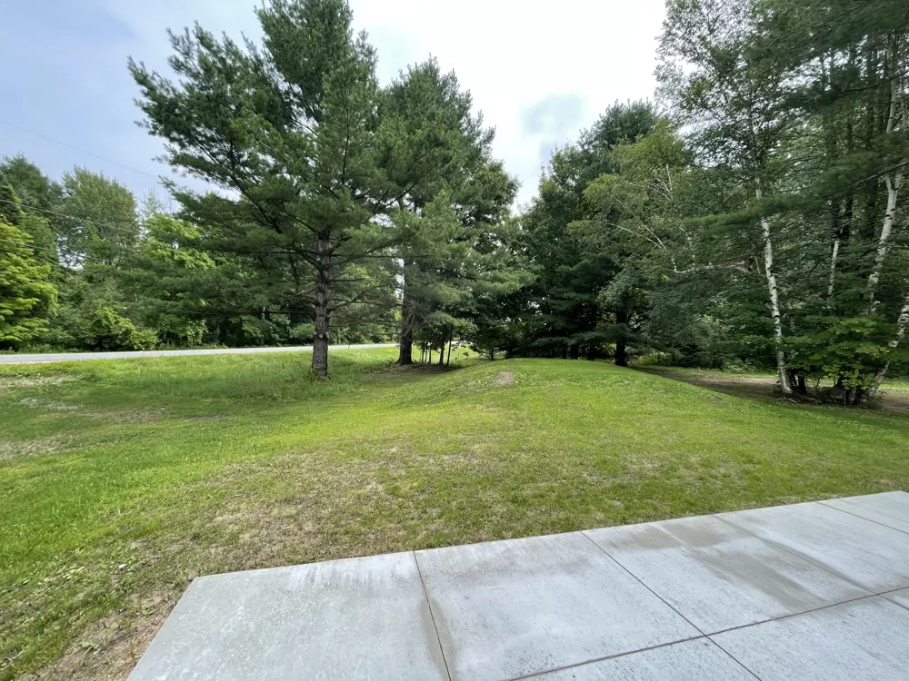 8279 Cherry Avenue Rapid City, MI 49676