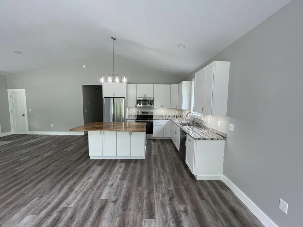 8279 Cherry Avenue Rapid City, MI 49676