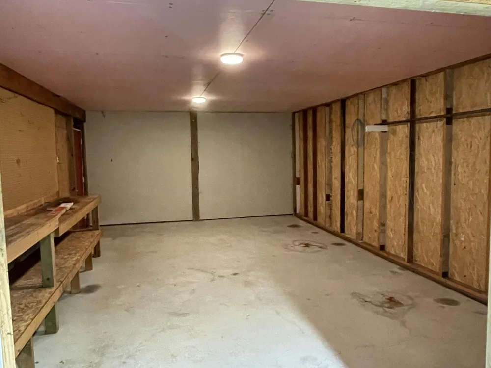8279 Cherry Avenue Rapid City, MI 49676