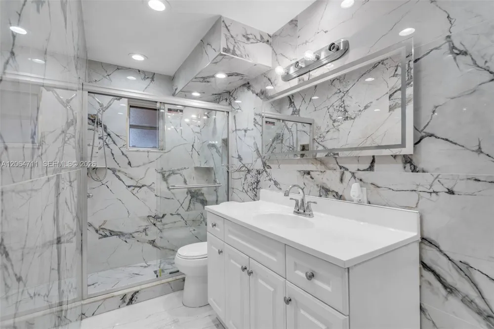 3000 NW 43rd Ter #106 Lauderdale Lakes, FL 33313