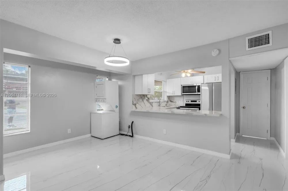 3000 NW 43rd Ter #106 Lauderdale Lakes, FL 33313