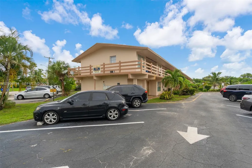 3000 NW 43rd Ter #106 Lauderdale Lakes, FL 33313