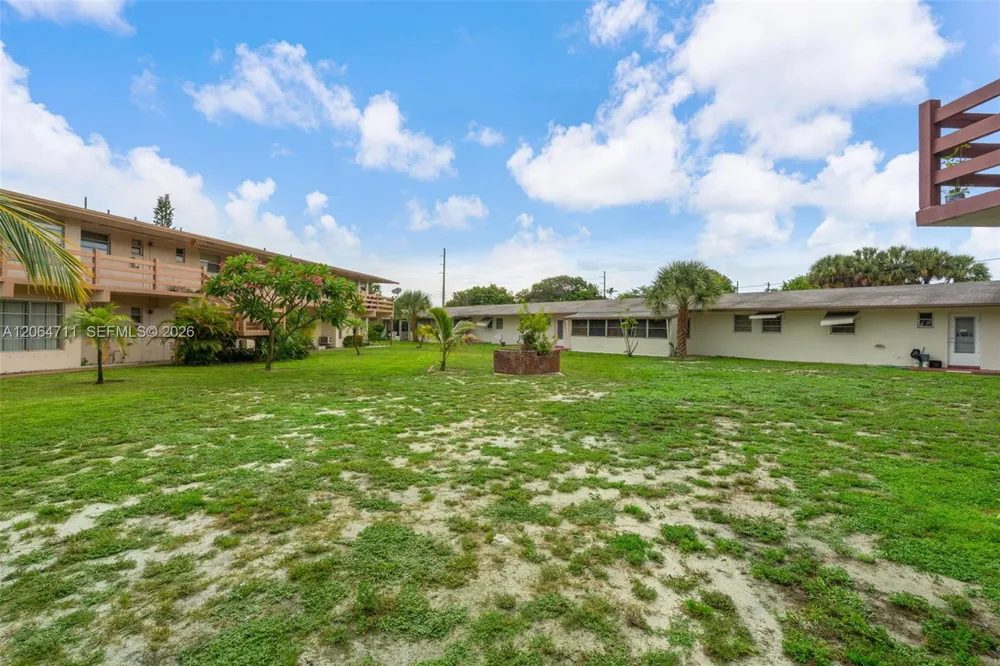 3000 NW 43rd Ter #106 Lauderdale Lakes, FL 33313