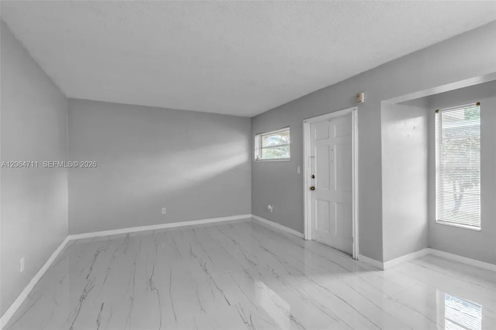 3000 NW 43rd Ter #106 Lauderdale Lakes, FL 33313