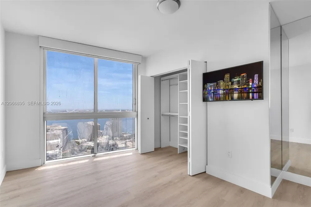 495 Brickell Ave #3601 Miami, FL 33131