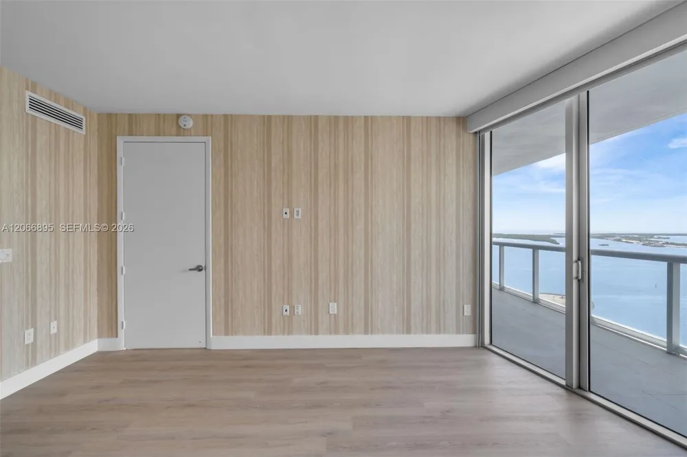 495 Brickell Ave #3601 Miami, FL 33131