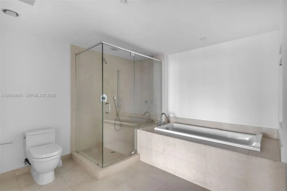 495 Brickell Ave #3601 Miami, FL 33131