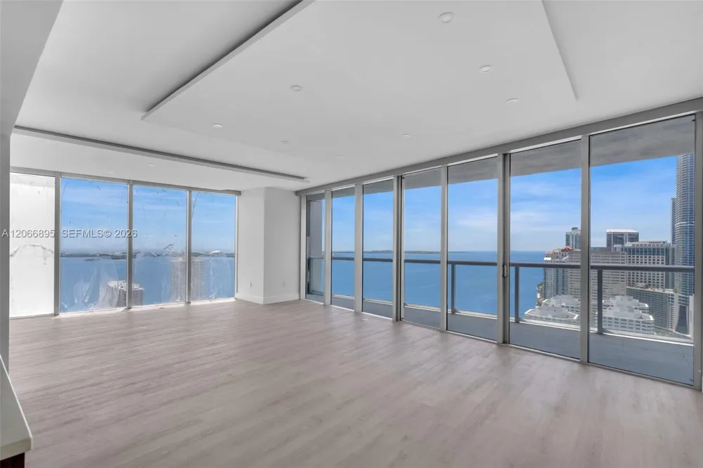 495 Brickell Ave #3601 Miami, FL 33131