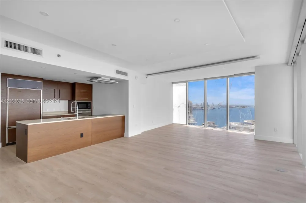 495 Brickell Ave #3601 Miami, FL 33131