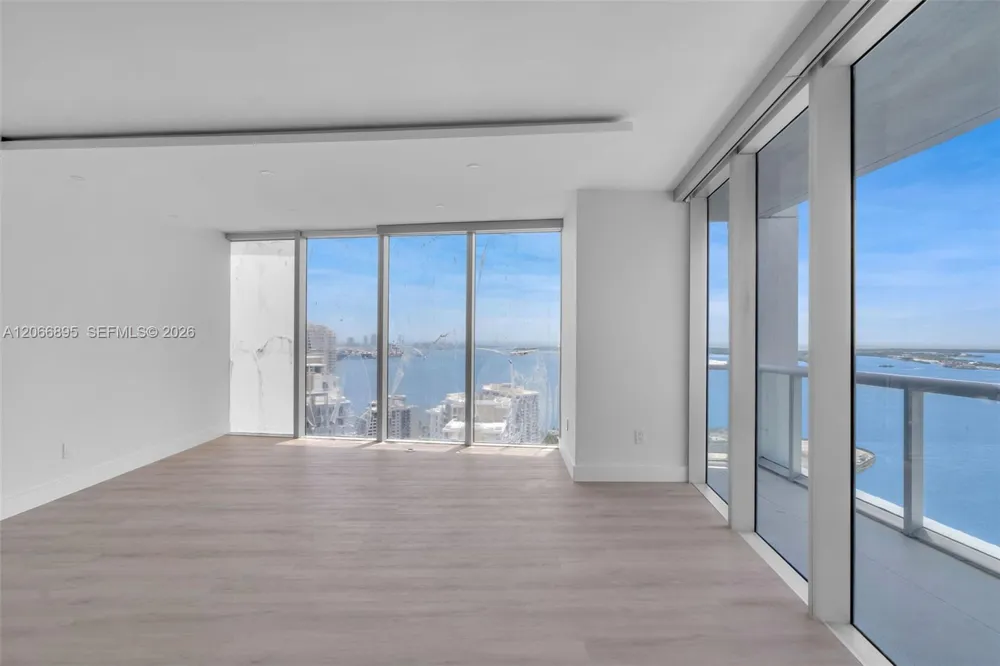 495 Brickell Ave #3601 Miami, FL 33131