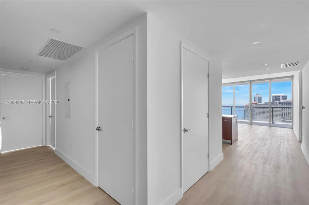 495 Brickell Ave #3601 Miami, FL 33131