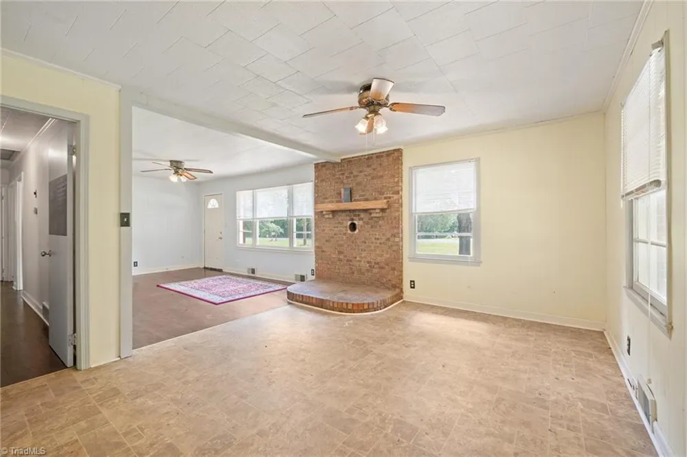 147 Oakdale Circle Mocksville, NC 27028