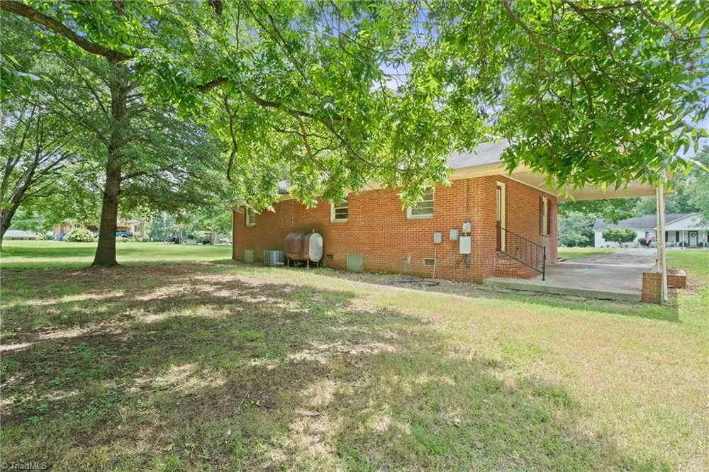 147 Oakdale Circle Mocksville, NC 27028