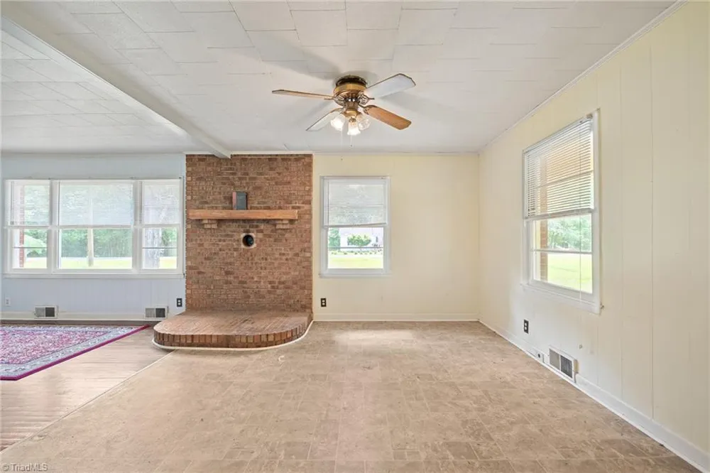 147 Oakdale Circle Mocksville, NC 27028