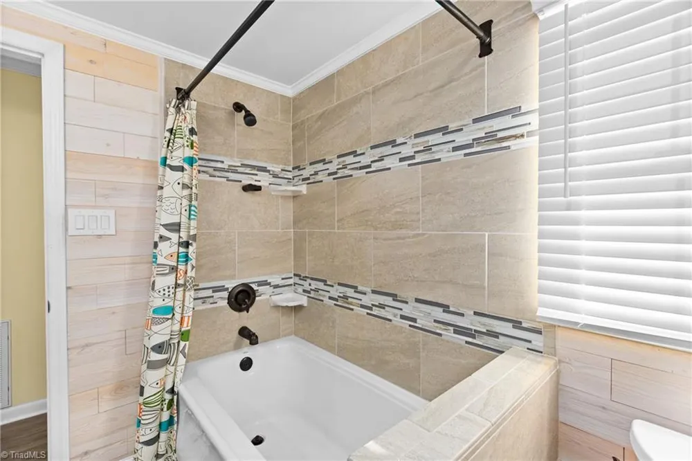 129 Friendly Way Lexington, NC 27292