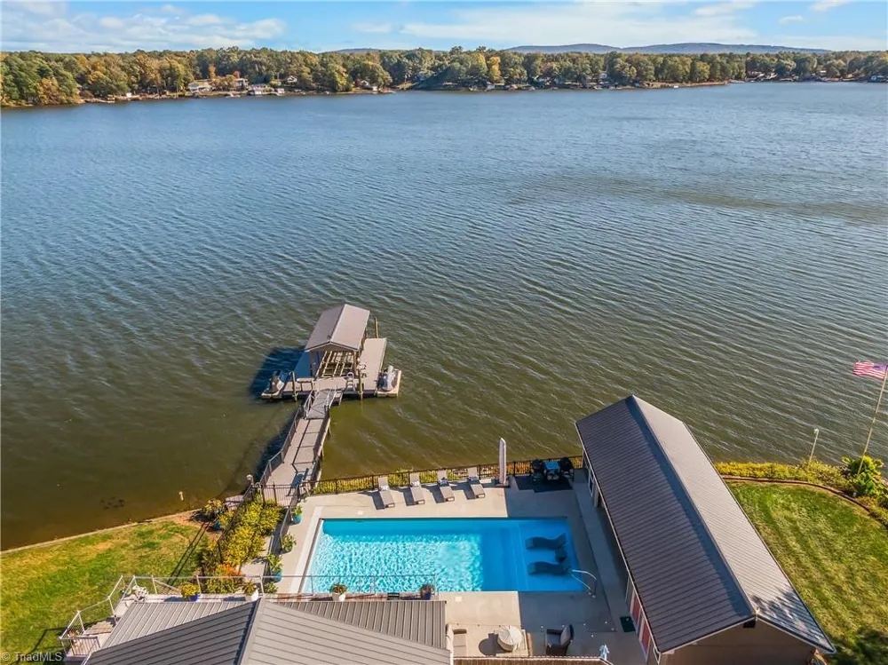129 Friendly Way Lexington, NC 27292