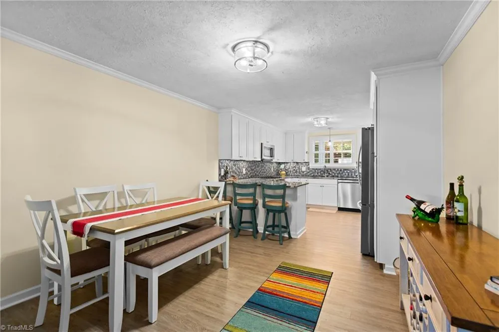 129 Friendly Way Lexington, NC 27292