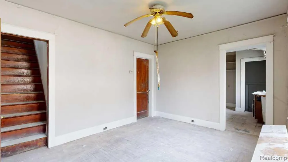 1007 Oakley Street Saginaw City, MI 48602
