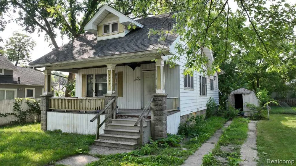 1007 Oakley Street Saginaw City, MI 48602