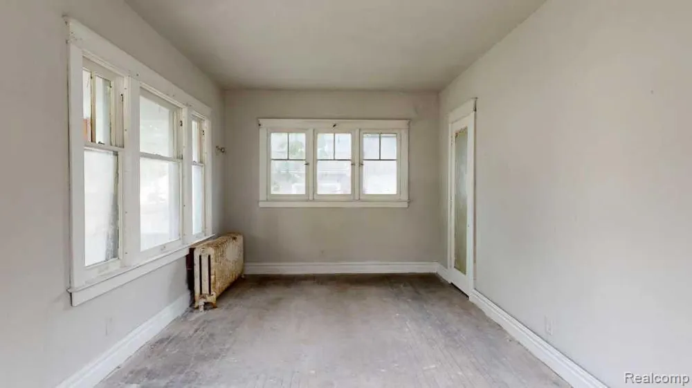 1007 Oakley Street Saginaw City, MI 48602